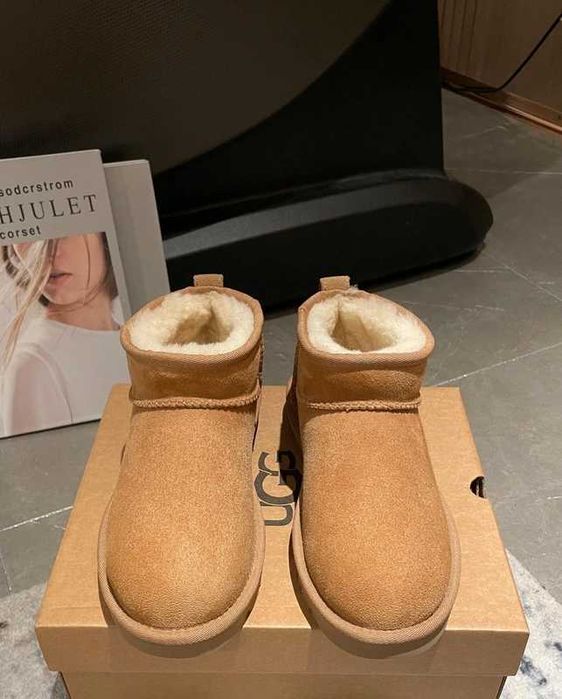 UGG_Classic_Ultra_Mini _BootChestnut_R.37