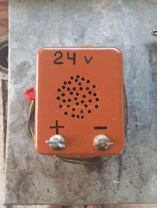 Пусковое устройство 24 вольта.