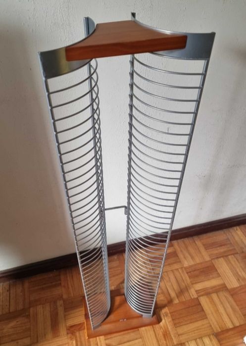 CD / Cassette Holders423971872436408321