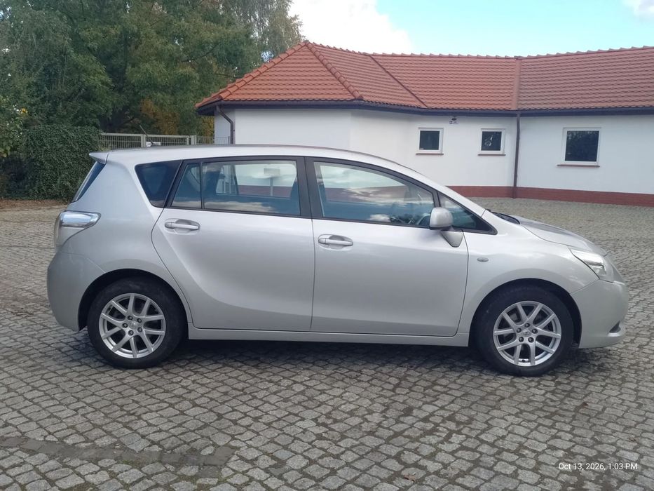 Toyota Verso Toyota Verso 1.8 Executive 7 siedzeń bezwypadkowy