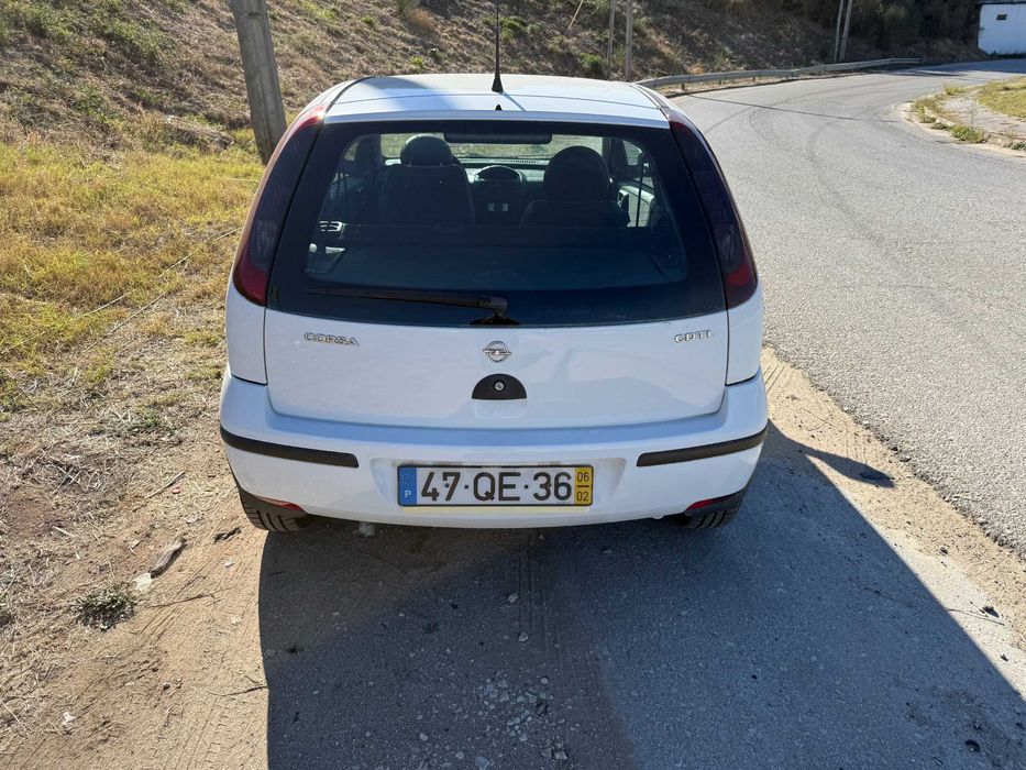 Opel Corsa CDTI Poucos km's