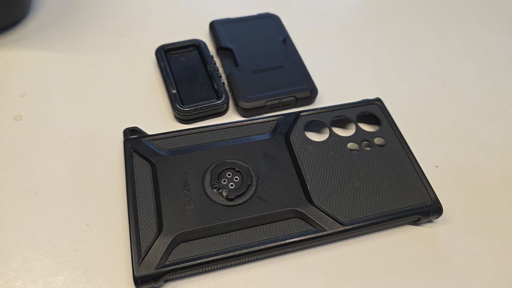 Samsung armourcase  Rugged Gadget Case przeznaczone dla modelu Galaxy