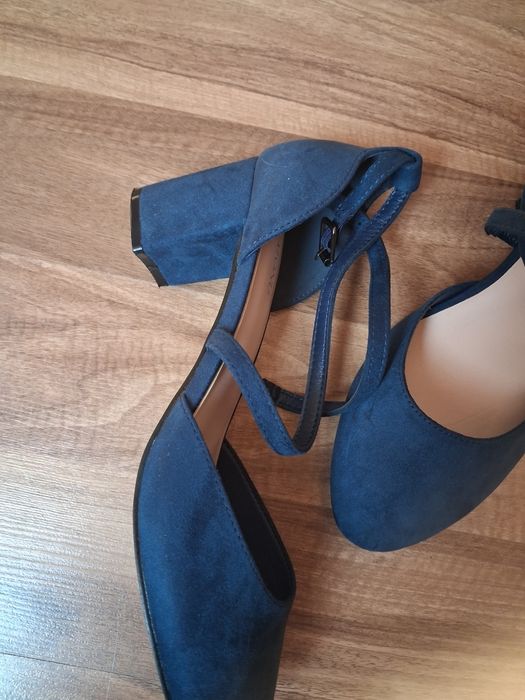 Buty damskie rozmiar 42 nowe