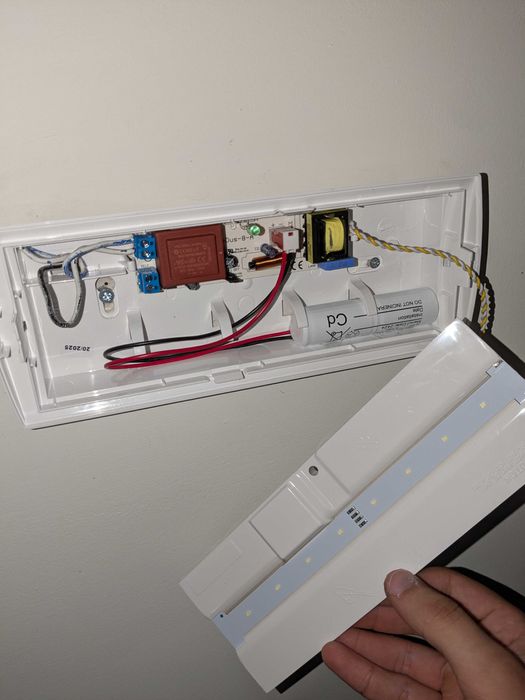 Eletricista - Videoporteiros/Campainhas. Instalações Elétricas