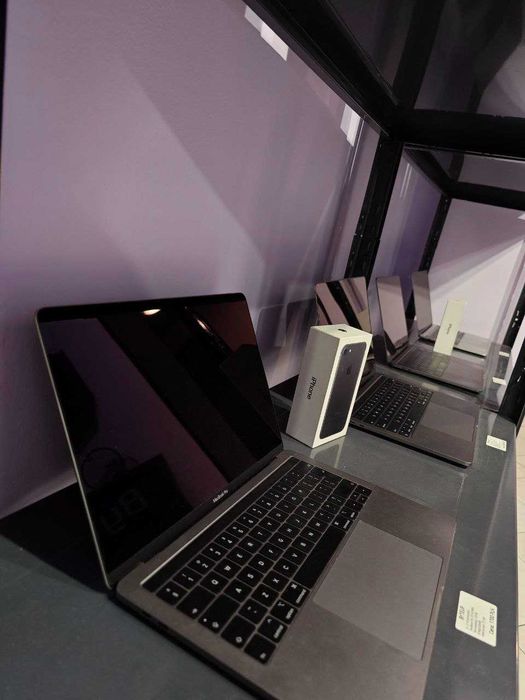 Apple MacBook Pro 13, Air M1, Intel 15, Intel i7, Intel i9 Sklep