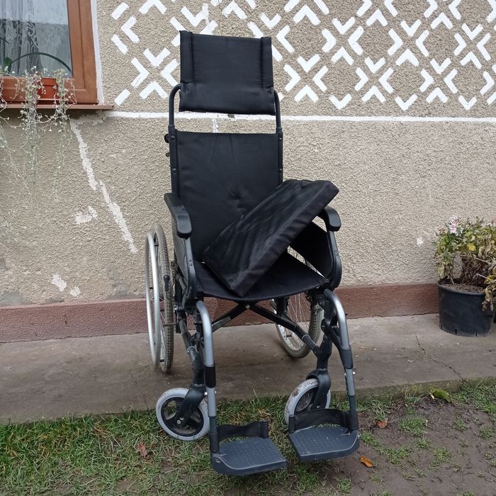 Продається інвалідний візок марки Breezy(Новий)!