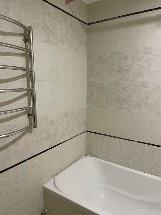 3-к Півд-Захід,нове планування косметичний ремонт!!