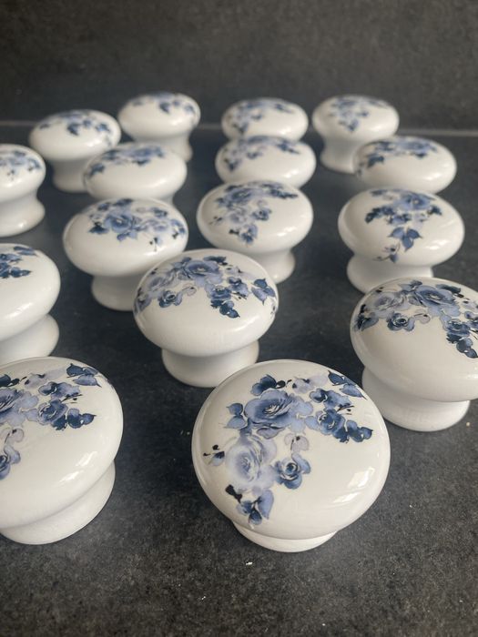 Drewniane uchwyty do mebli