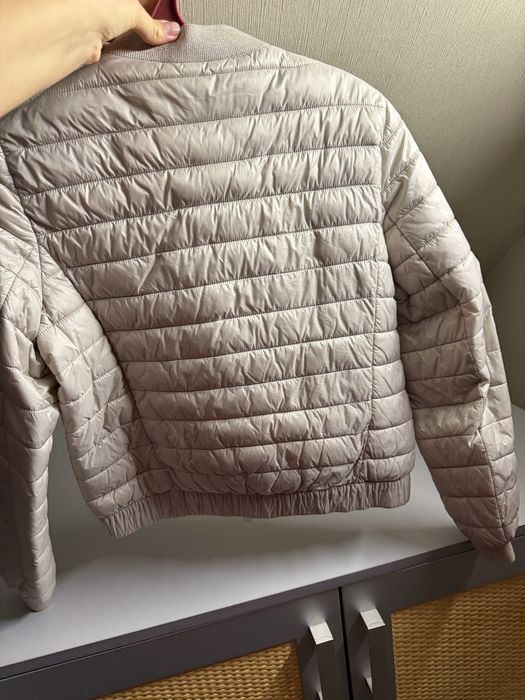 Терміново до 4.02! бомбер куртка Massimo dutti