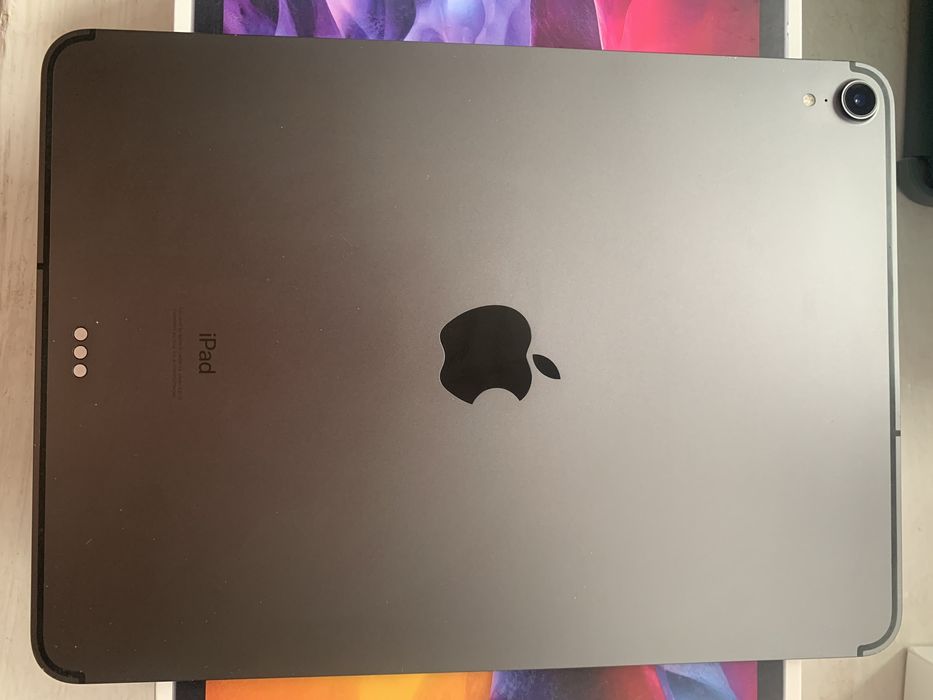 iPad Pro 11 256Gb, 120Гц., 2020г