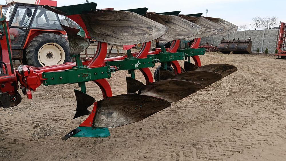 Pług kverneland overum 3.4 skiby obrotowy zagonowy