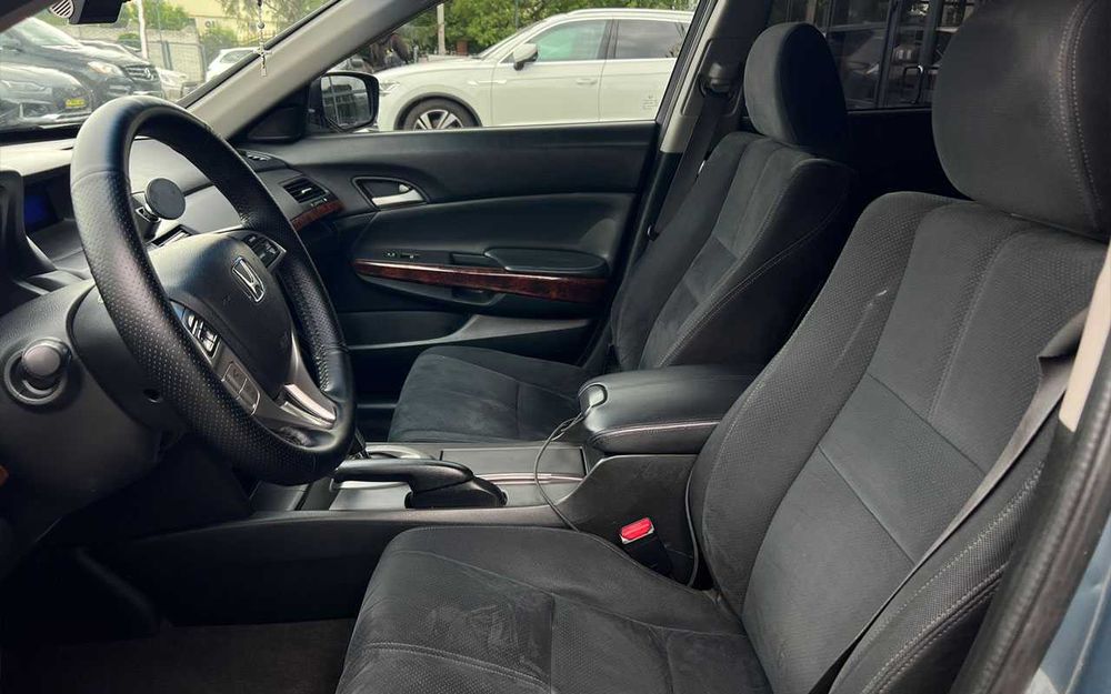 Honda Crosstour 2012