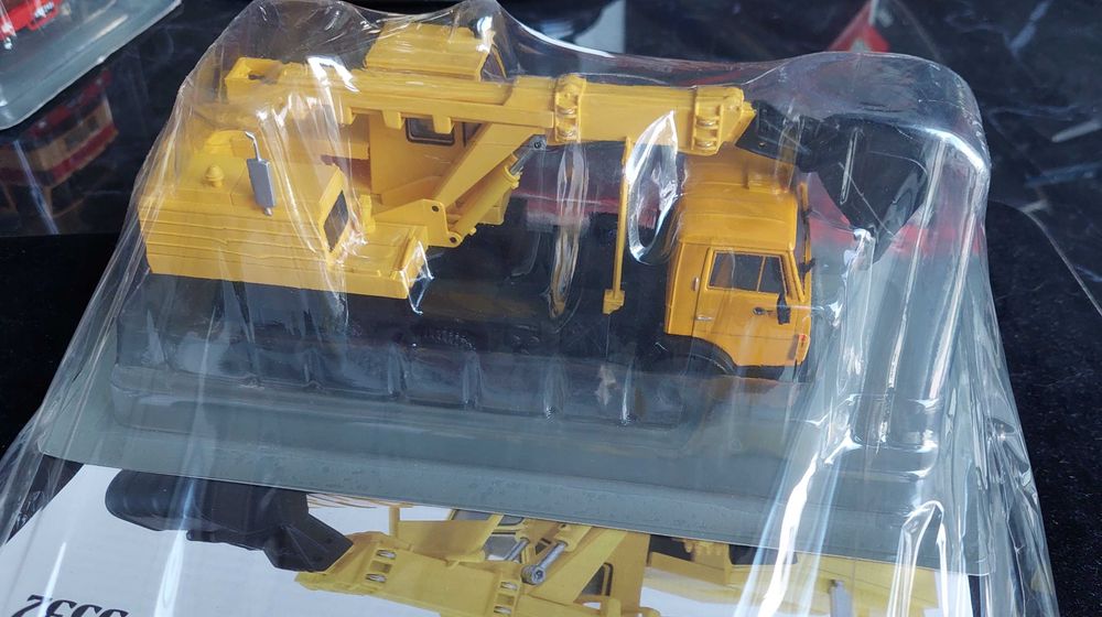 Kamaz 5511 Koparka kultowe ciężarówki prl 1:43