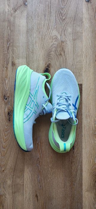 Buty do biegania ASICS Gel-Nimbus 26 Lite-Show r. 43,5 jak nowe
