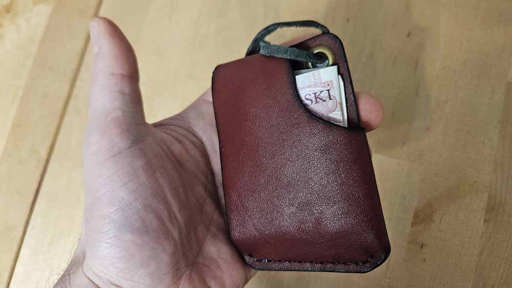 Borubar Skóroszyj - minimalistyczny portfel skórzany