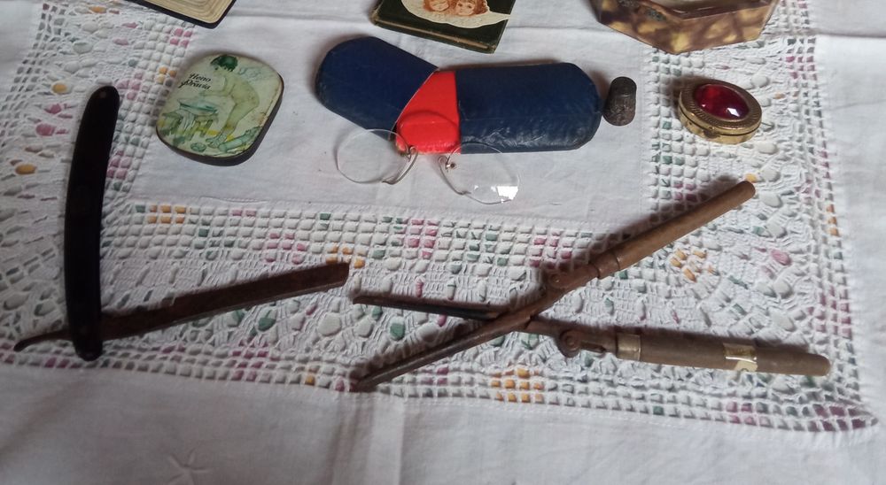 Lote de lembranças dos tempos idos