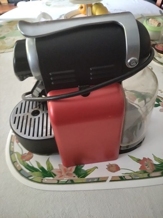 Máquina de café marca Nespresso