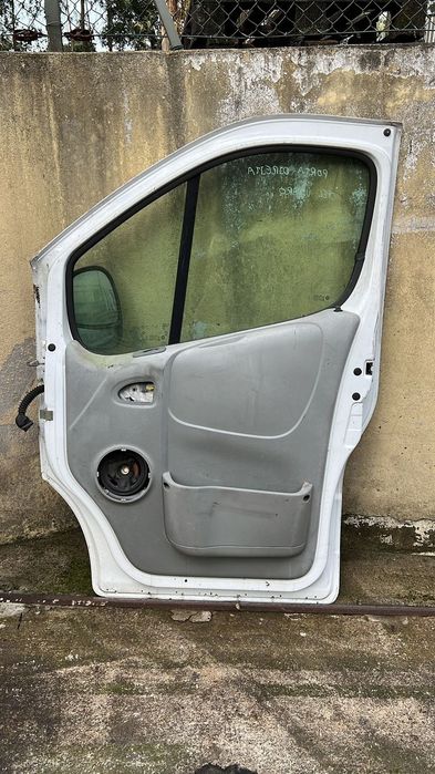 Porta Frente Direita Opel Vivaro