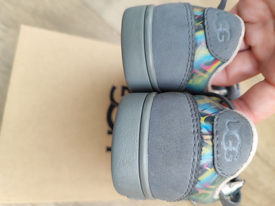 Кеди, кросівки UGG