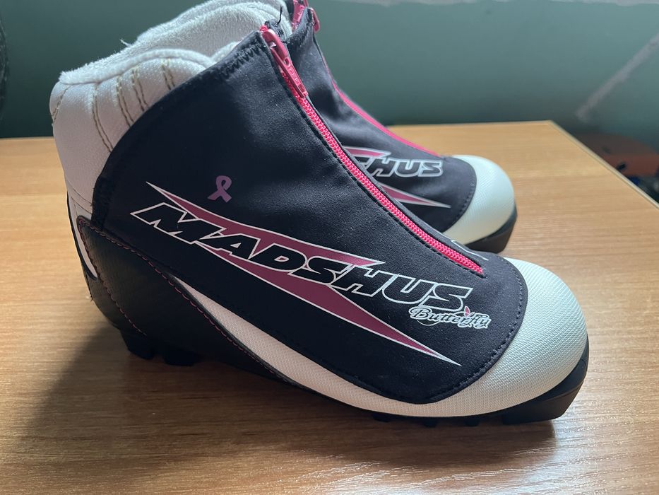 Nowe buty narciarskie biegowe Madshus r.32