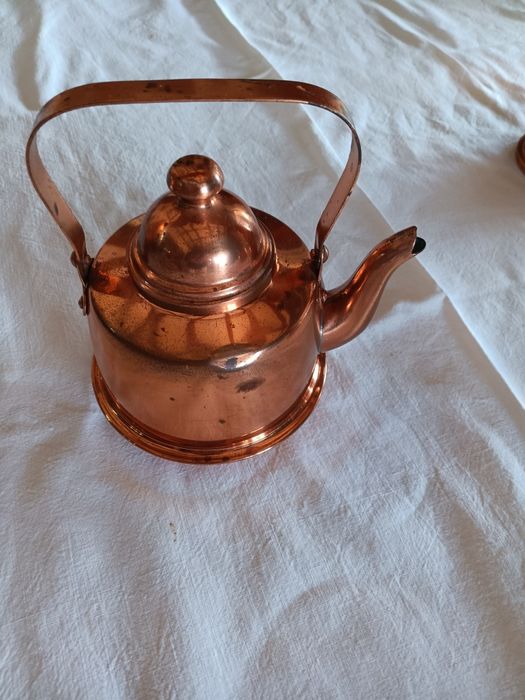 Bule ou chaleira de cobre