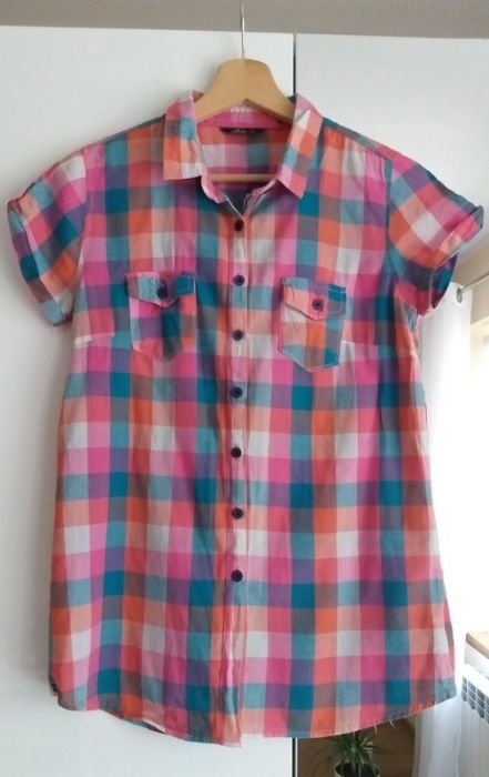 Koszula w kolorową kratkę