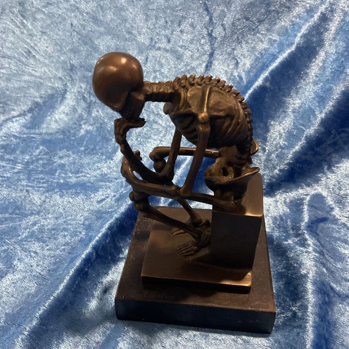 Bronze eskelaton pensativo 15 cm  anúncios abaixo