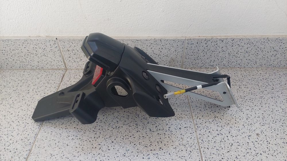 Suporte Matricula Original Yamaha YZF R7