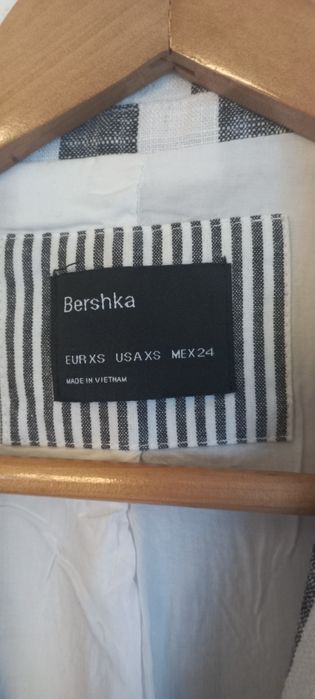 Blazer às riscas da Bershka
