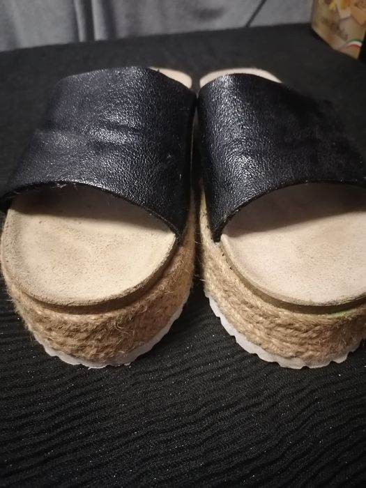 кожаные шлепанцы 39р.