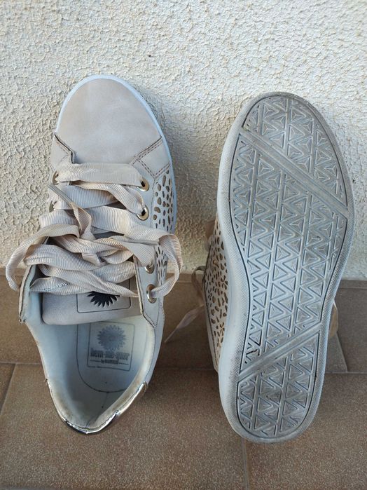 Sapatilhas rosa-nude, tamanho 37