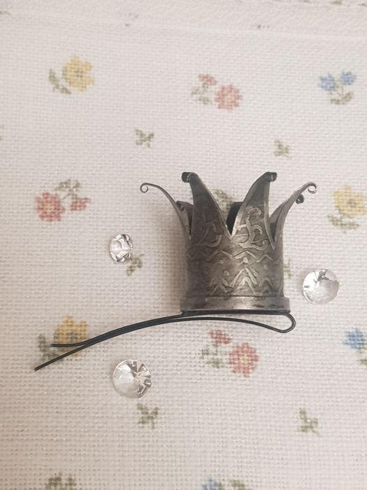 Заколка "старая корона".