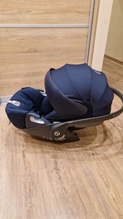Fotelik Cybex Cloud Z I-size + baza obrotowa do fotelika