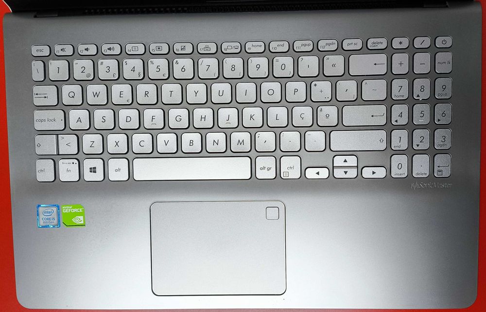 Asus Vivobook S15 S530FN 15,6"