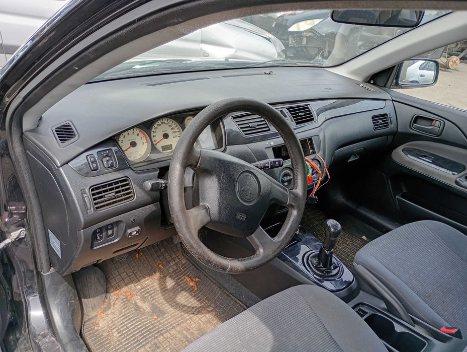 Mitsubishi Lancer VII Sedan 1.6i 2005r. Element wnętrza !! Czytaj opis !!