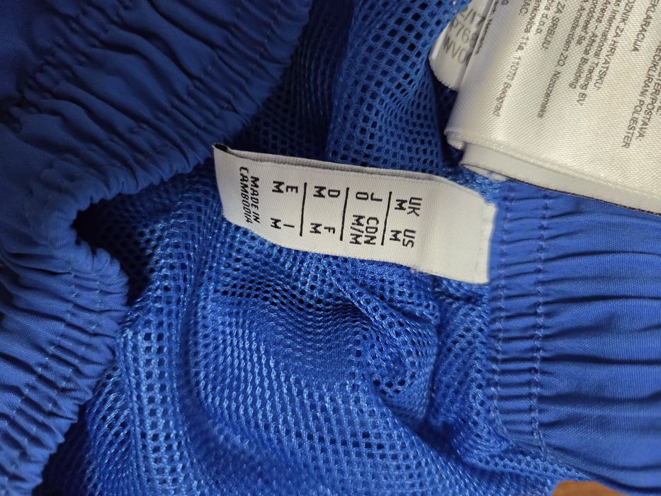 Шорти  Adidas р.М