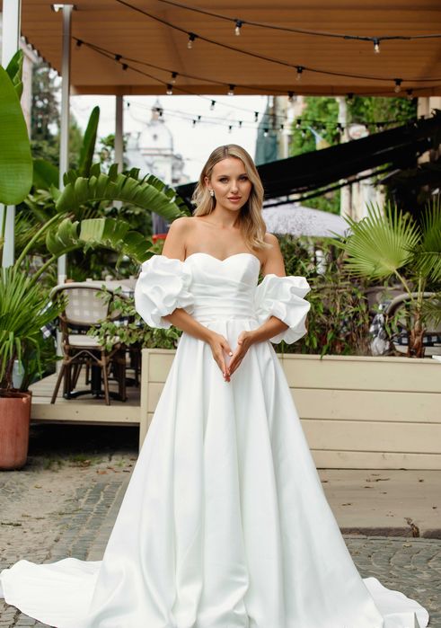 Suknia ślubna nowa polecam