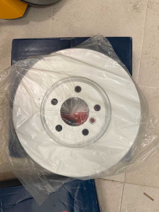 Vendo discos de travão BMW E53