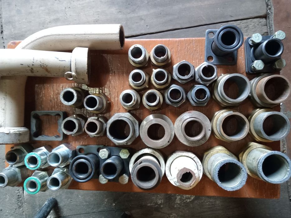 Комплекты монтажных частей для счётчиков газа