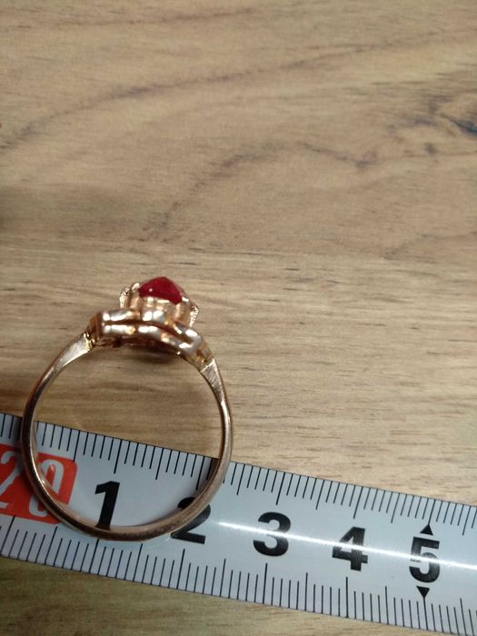 Stary Pierścionek złoty 583 z rubinem PRL