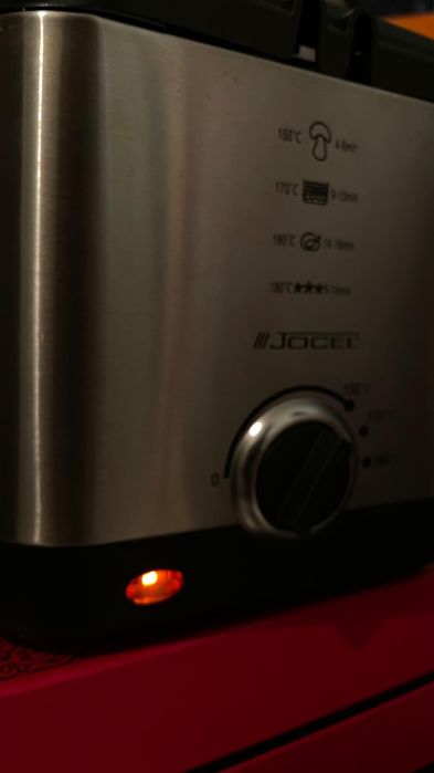 Fritadeira eléctrica Jocel como nova