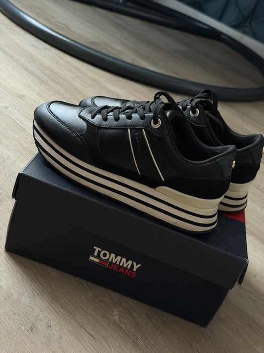 Кросівки Tommy Hilfiger
