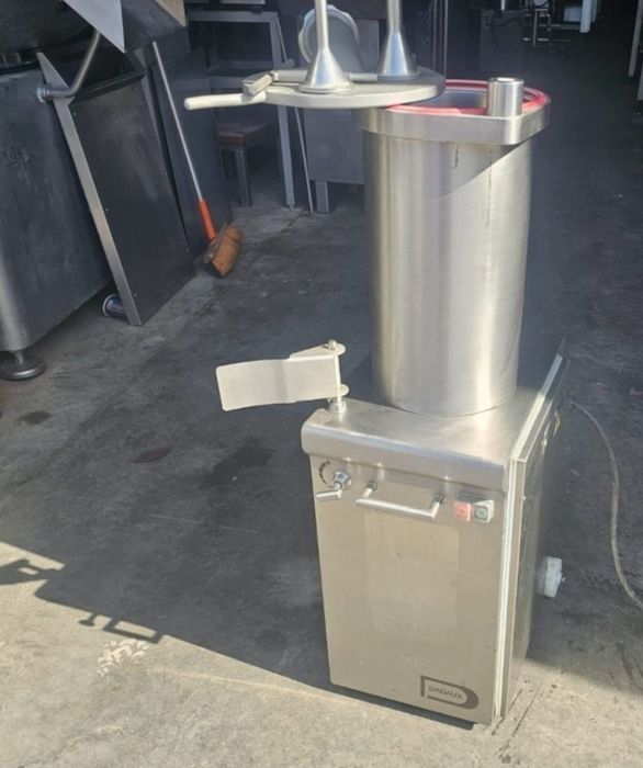 Nadziewarka tłokowa Dadaux