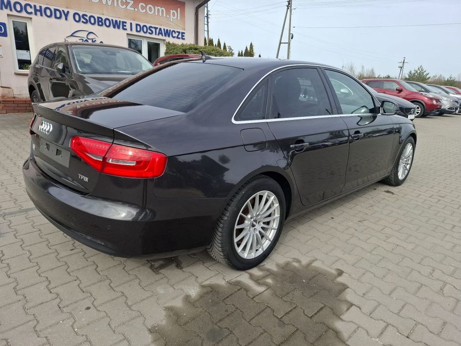 Audi A4 1.8B Super stan!