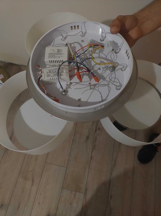 Lampa sufitowa LED