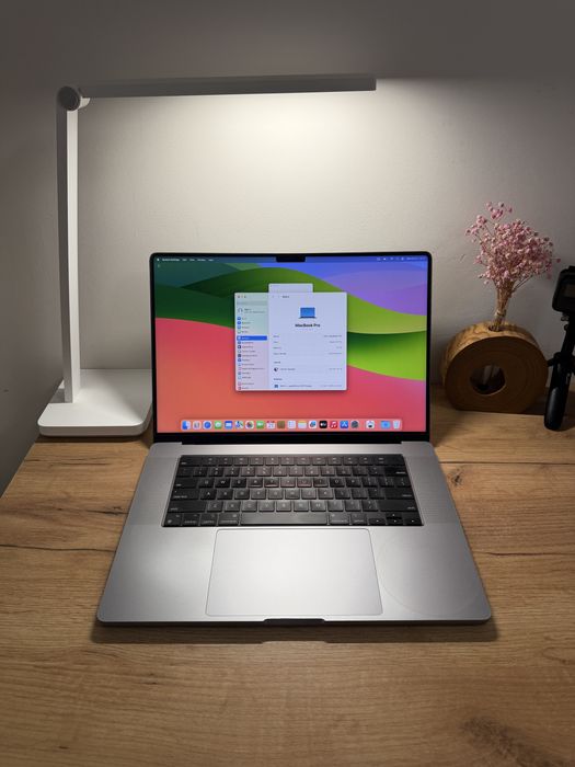 MacBook Pro 16 2021 32GB RAM 1TB SSD