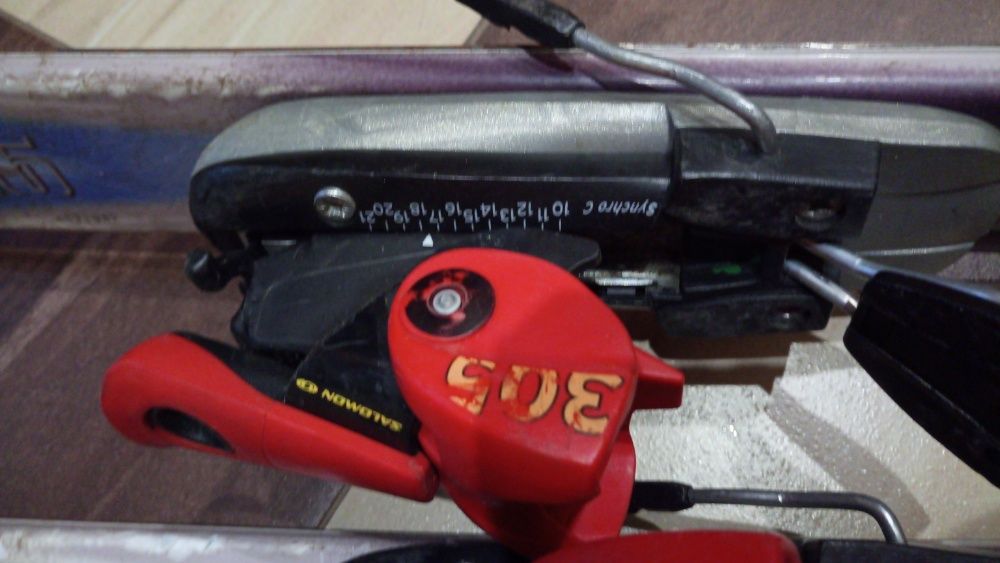 Narty carve 8,5 tecno pro