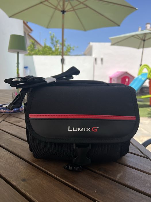 Panasonic Lumix DMC-G7 + lente Panasonic 14-140 + Extras
