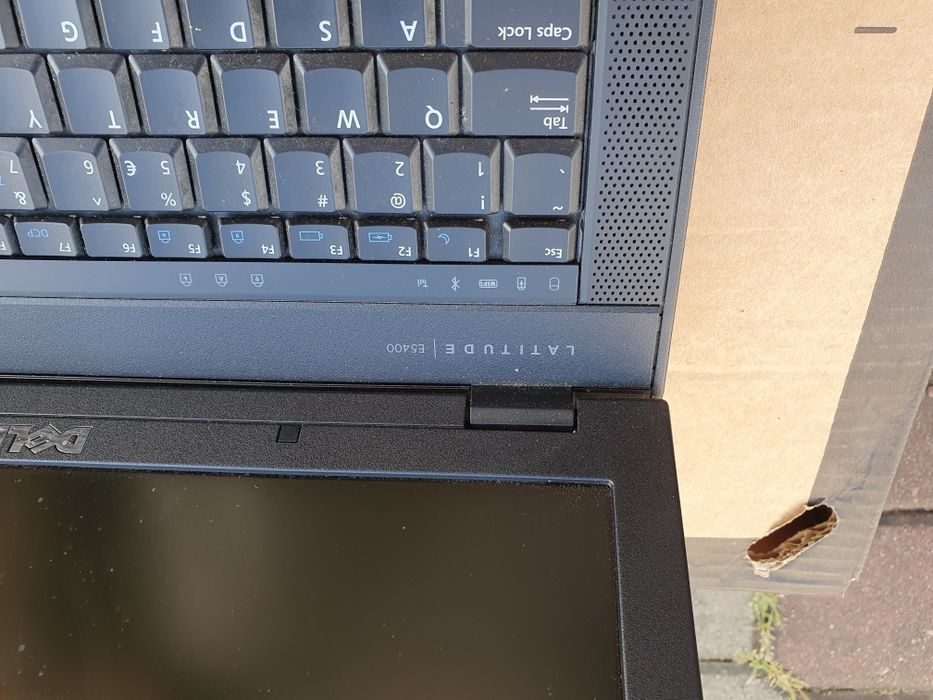 Laptop Dell latitude e5400  e6400 3 sztuki
