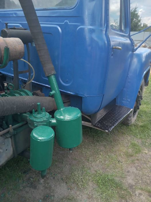 Автомобіль з цистерною  ГАЗ